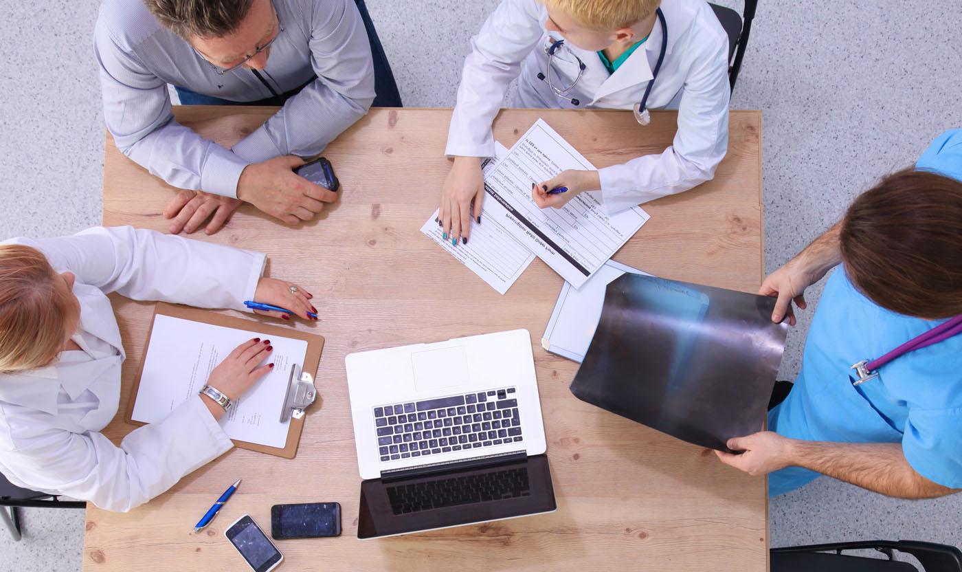 Enhance OR financial health with this CFO's checklist, focusing on leadership, analytics, and Anesthesia Solutions for transformative process optimization.