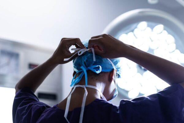 surgeon entering the OR