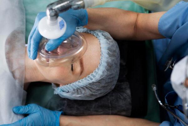 Anesthesiology Solutions - woman with anesthesiologist