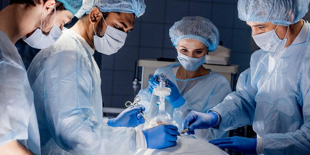 Anesthesiology Solutions - anesthesia team in operating room