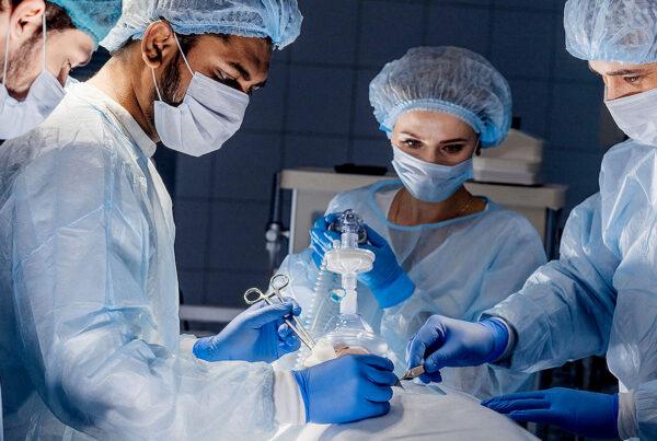 Anesthesiology Solutions - anesthesia team in operating room